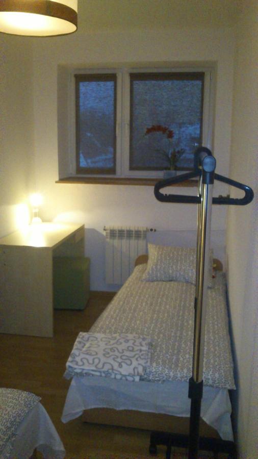 Kwatery Pracownicze Tolek Варшава Экстерьер фото